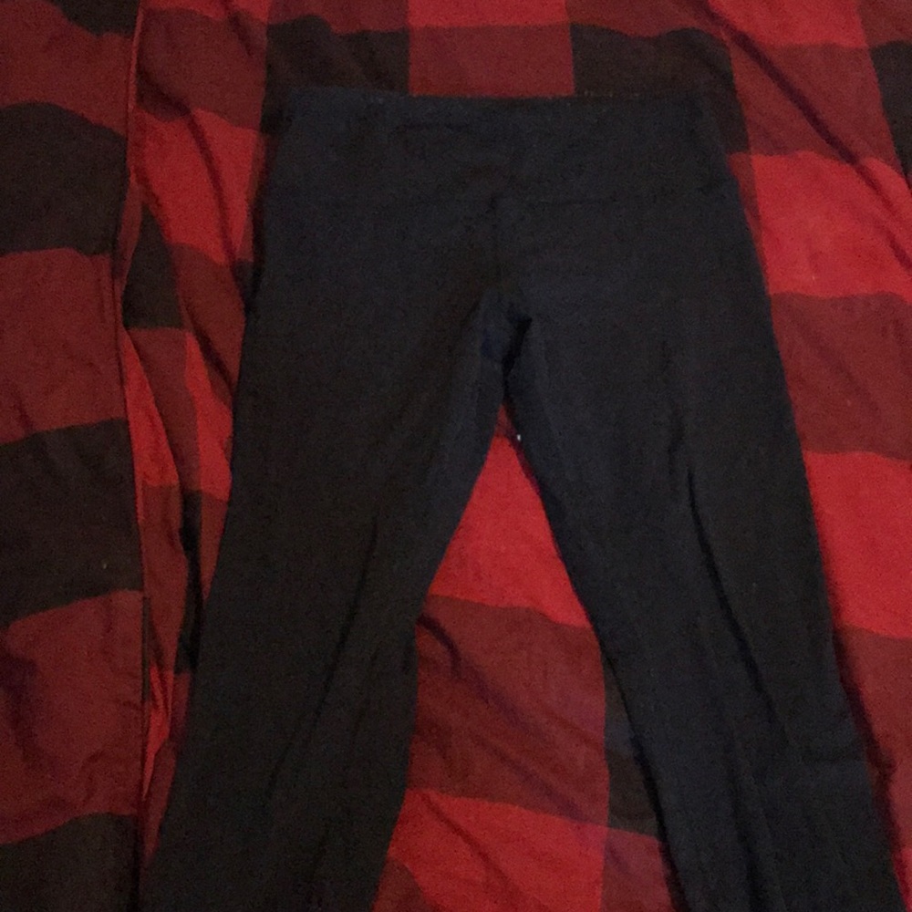 Lululemon Wunder Under size 12 leggings